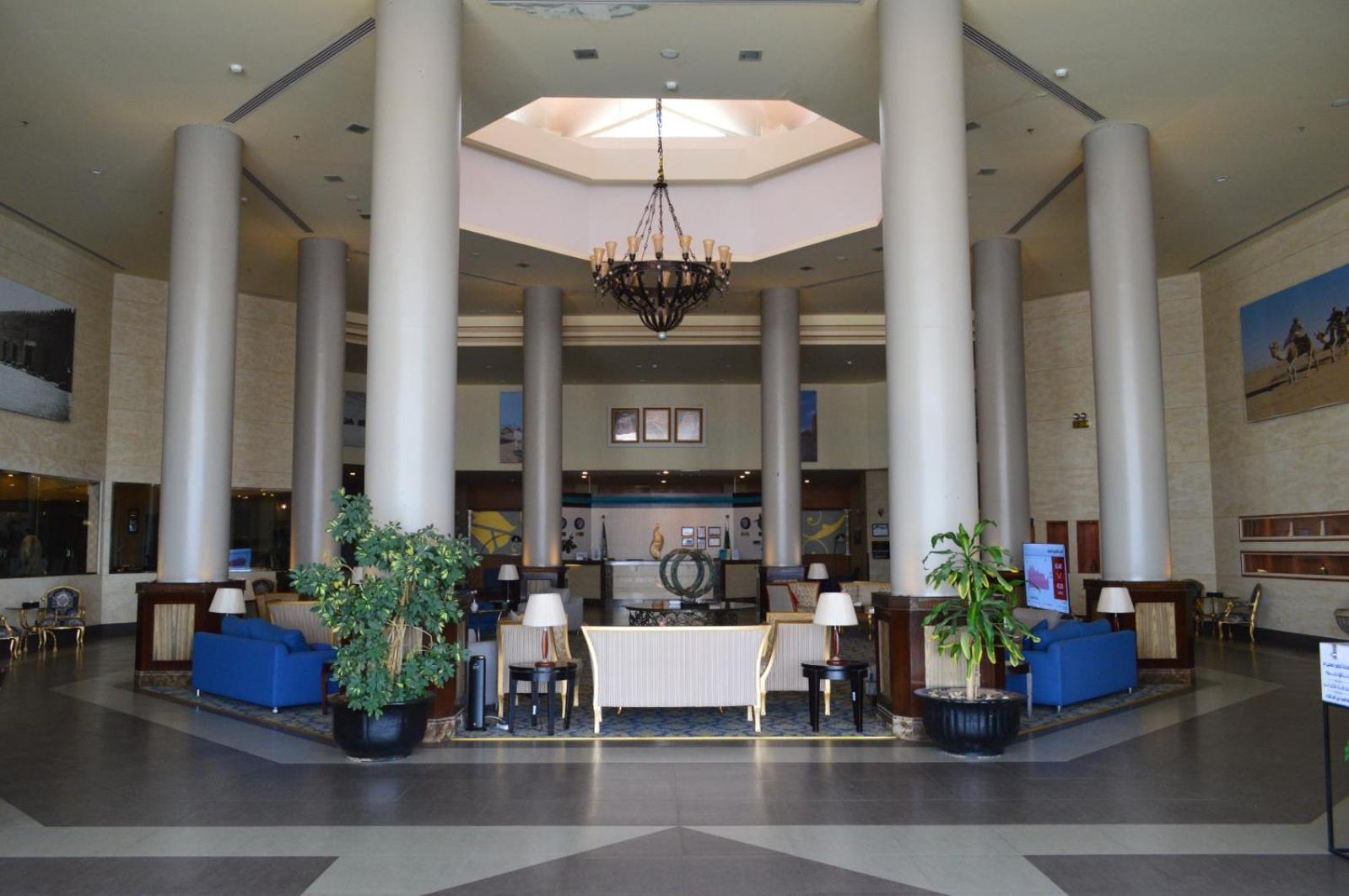 Golden Tulip Hail Ngoại thất bức ảnh
