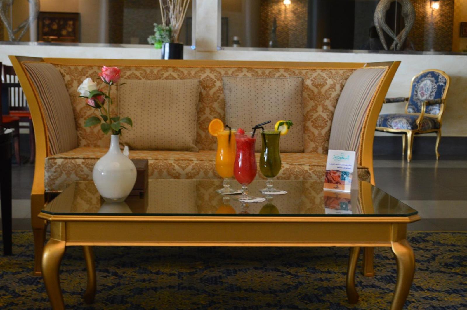 Golden Tulip Hail Ngoại thất bức ảnh