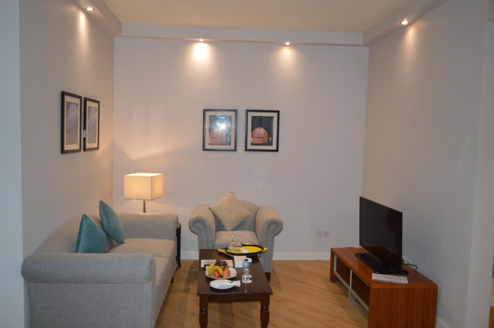 Golden Tulip Hail Ngoại thất bức ảnh