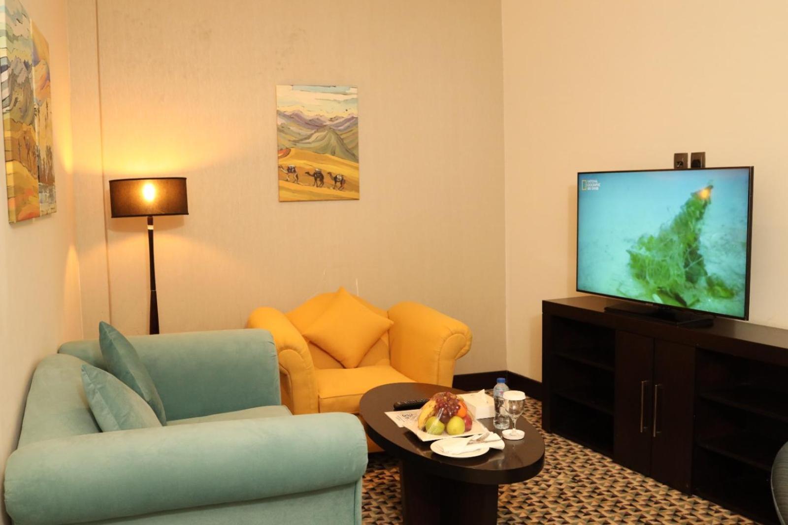 Golden Tulip Hail Ngoại thất bức ảnh