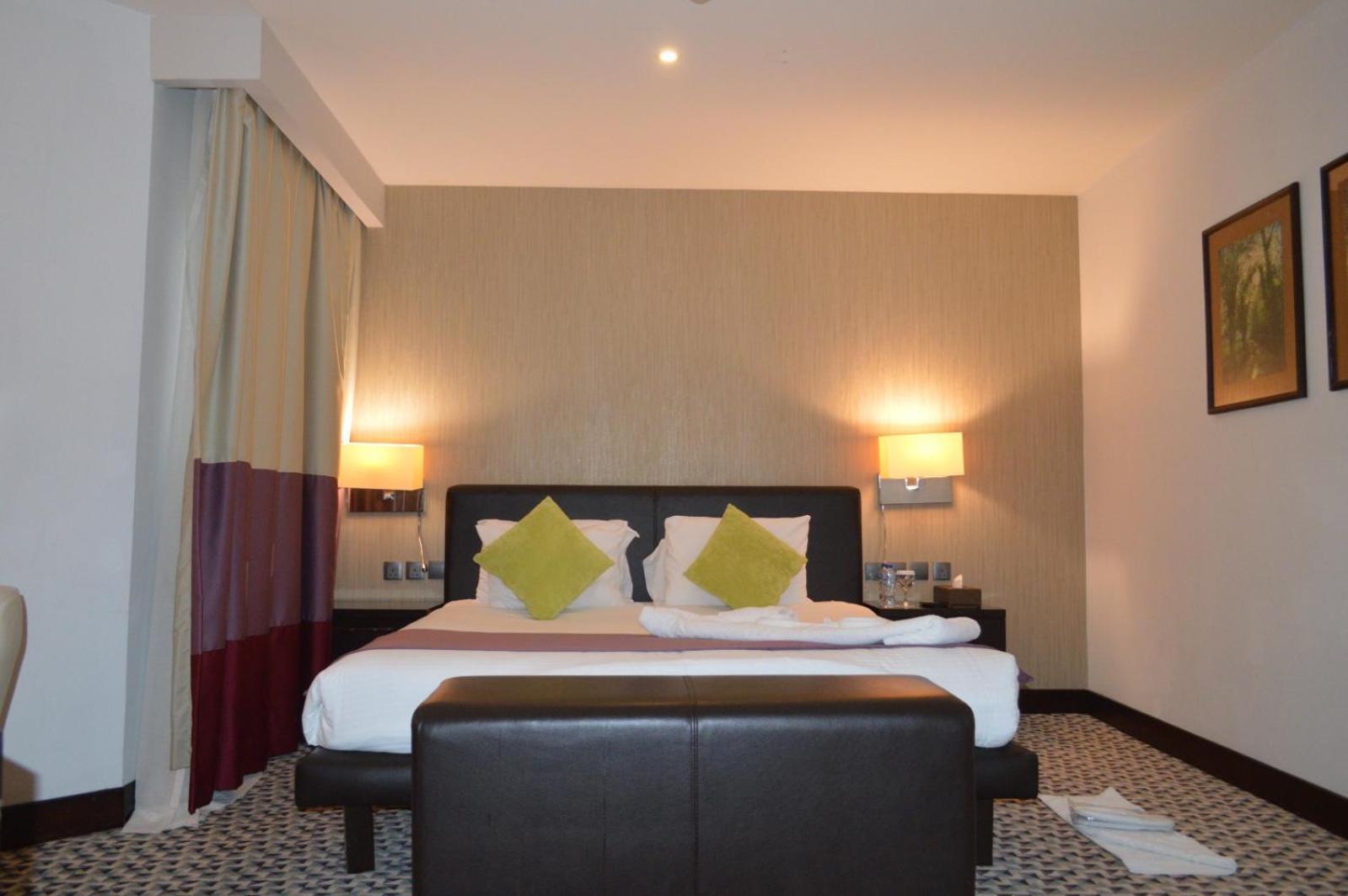 Golden Tulip Hail Ngoại thất bức ảnh
