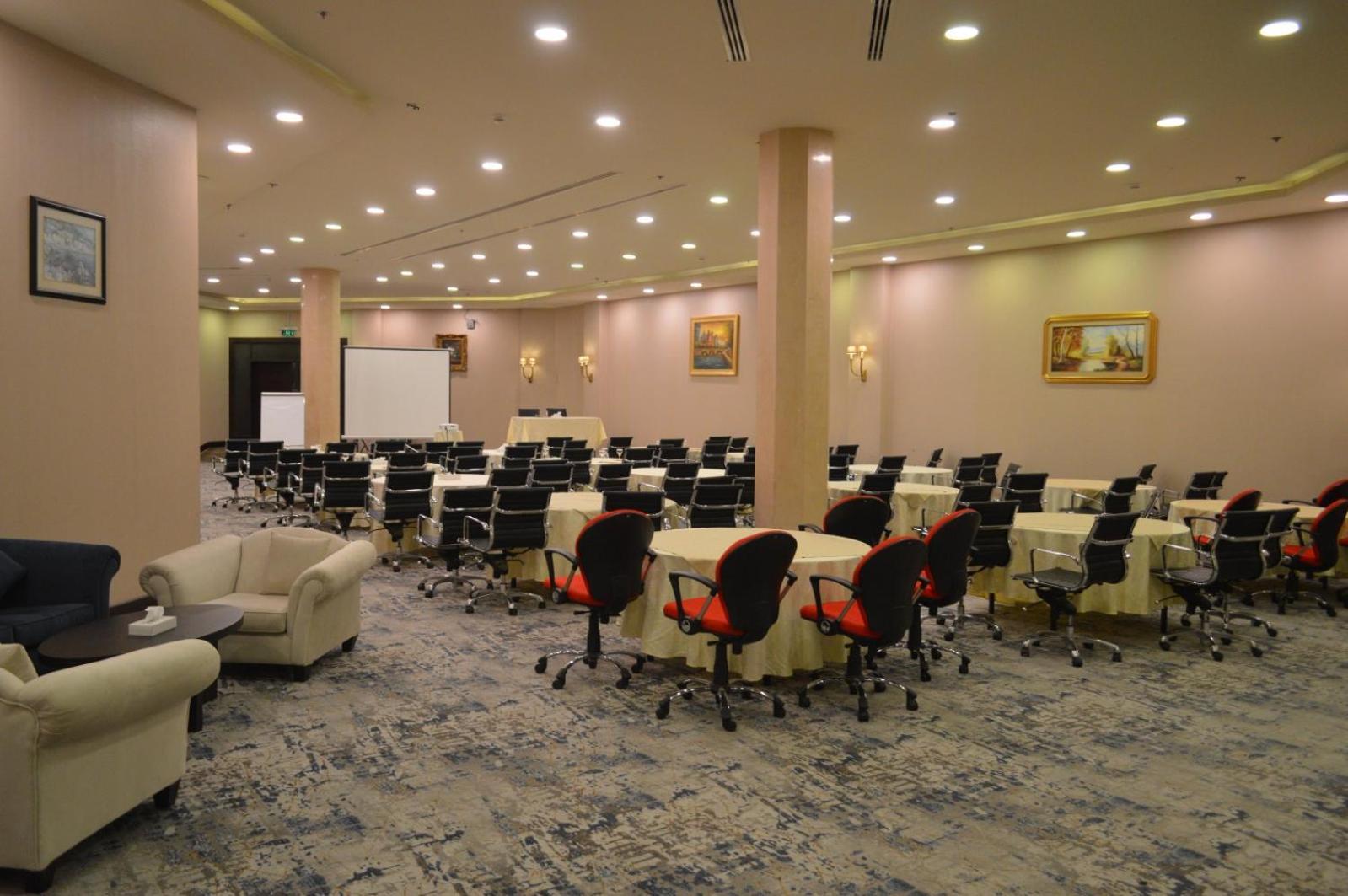 Golden Tulip Hail Hotel Ngoại thất bức ảnh