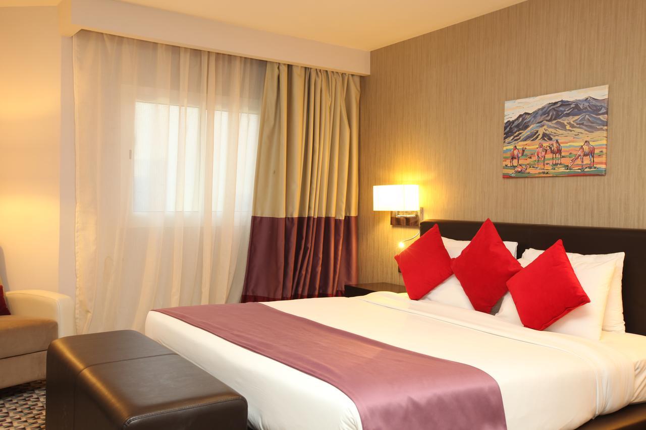 Golden Tulip Hail Ngoại thất bức ảnh